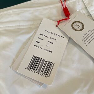 Men’s size 32 Orlebar Brown white swim trunk new with tags. Setter style.